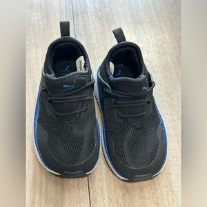 Puma rubber shoes us size 7 for toddler